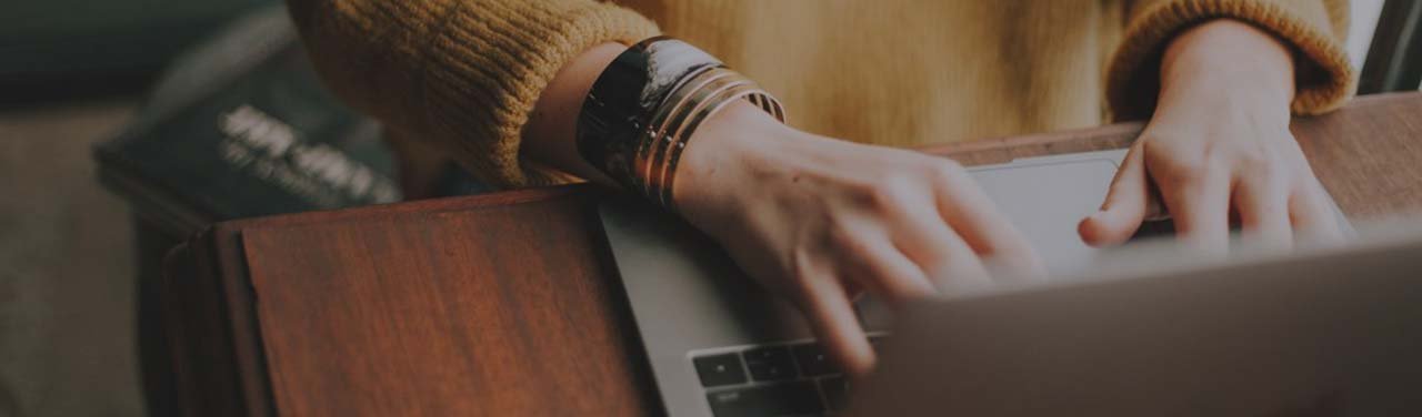 Pixel Advertising Logo